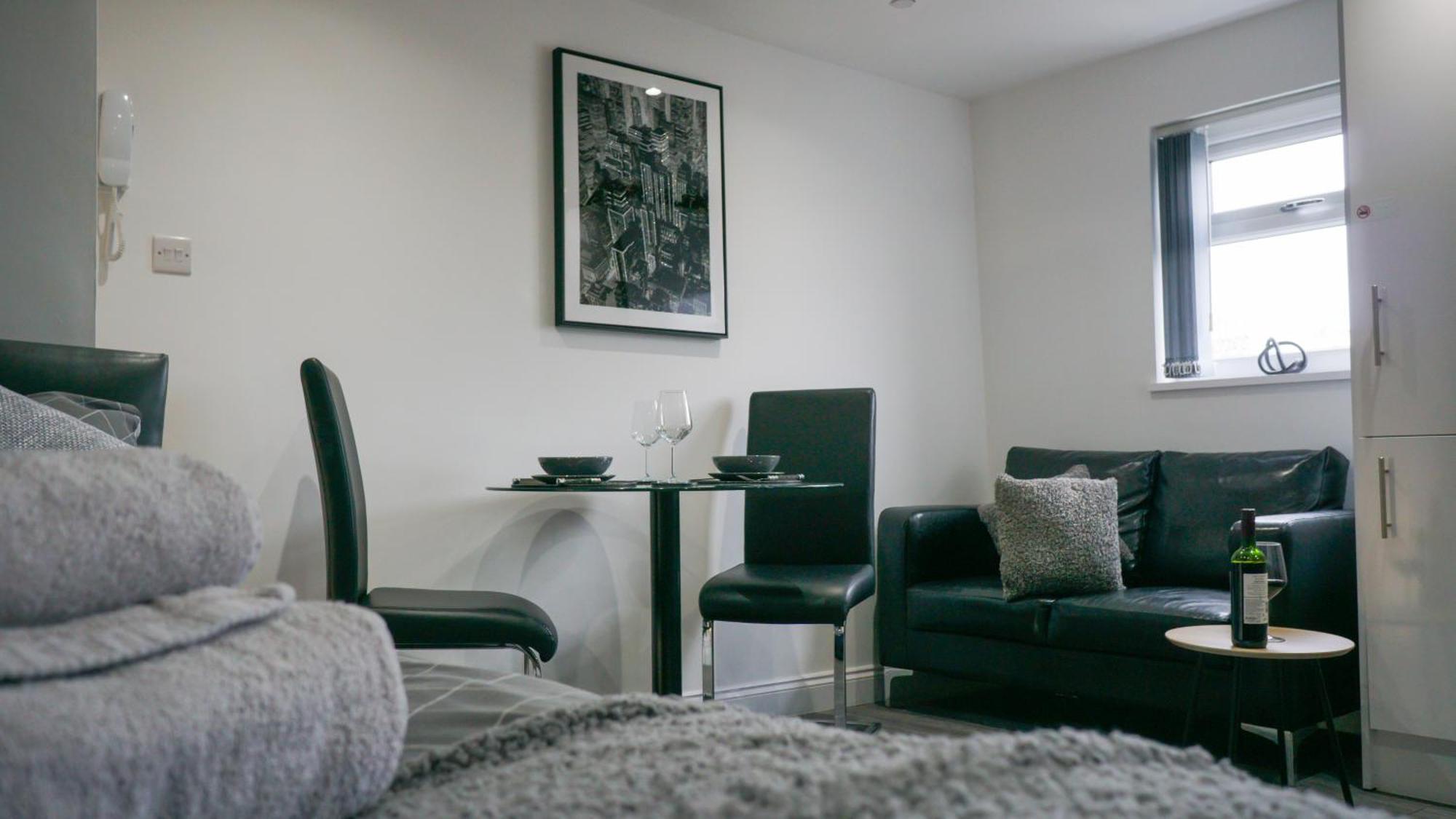 Modern Apartments Near Cardiff City Centre Екстериор снимка