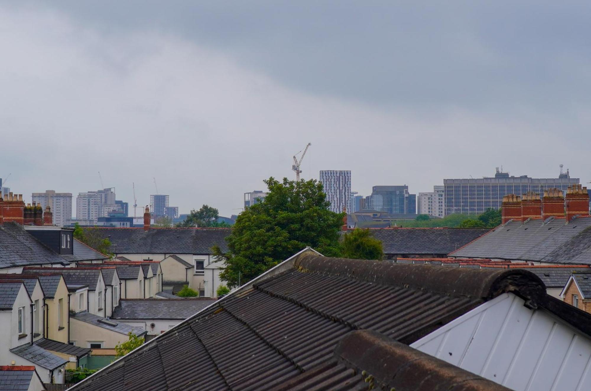 Modern Apartments Near Cardiff City Centre Екстериор снимка